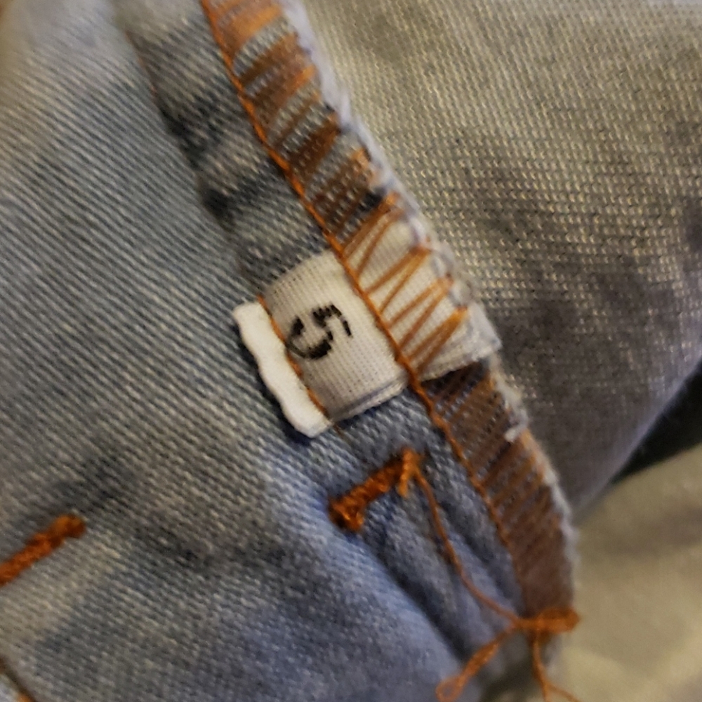 Light jeans - Picture 6 of 6